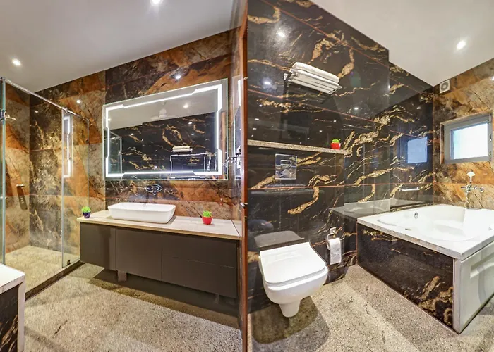 Hotel Preet Inn 05 Mints Walking Distance Nizamuddin Railway Station New Delhi