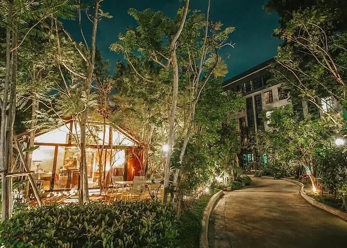 Bangkok Oasis Hotel
