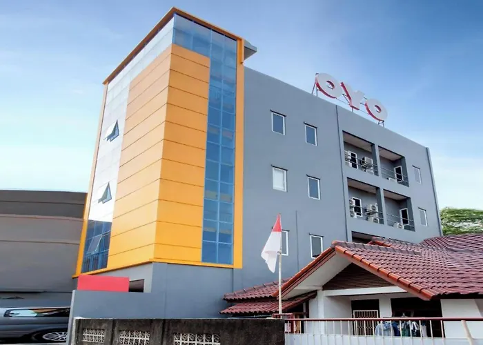 OYO 106 Sarkawi Residence Jakarta
