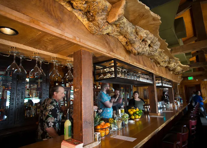 Mcmenamins Kalama Harbor Lodge