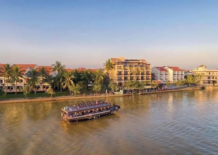 Little Riverside Hoi An . A Luxury Hotel & Spa