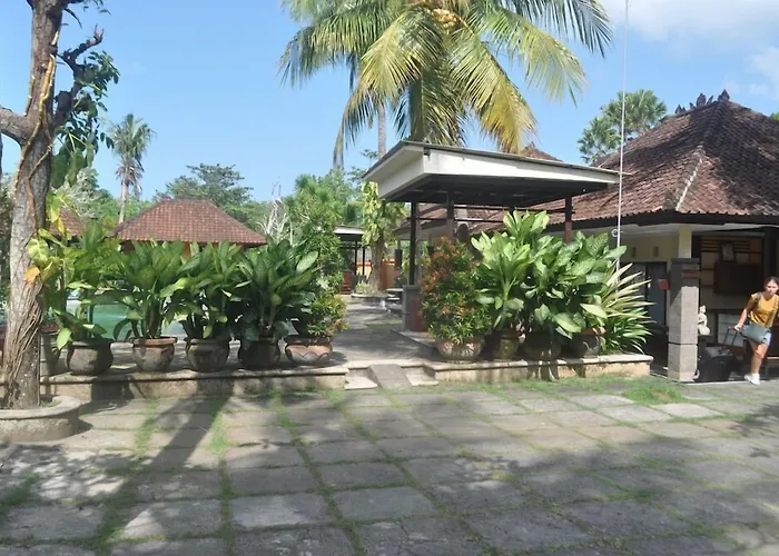 Dewi Sinta Hotel And Restaurant Tanah Lot 