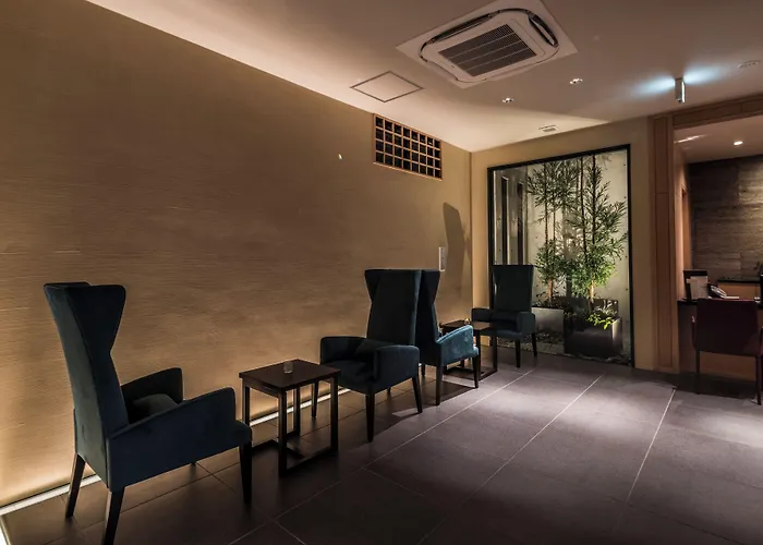 Kyoto Shinmachi Rokkaku Hotel Grandereverie