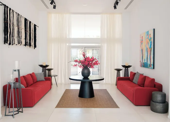 Abacus Suites Ajía Nápa