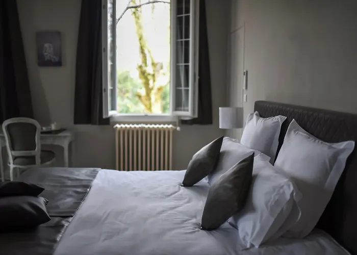 Auberge De La Treille - Chambres D'Hotes Avignon