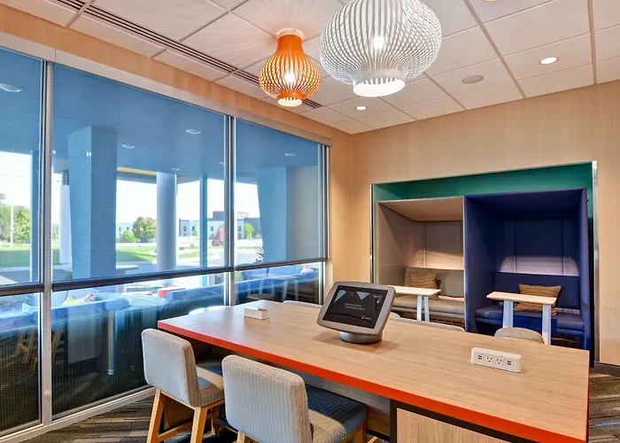 Tru By Hilton Syracuse North Airport Area Hotel Liverpool