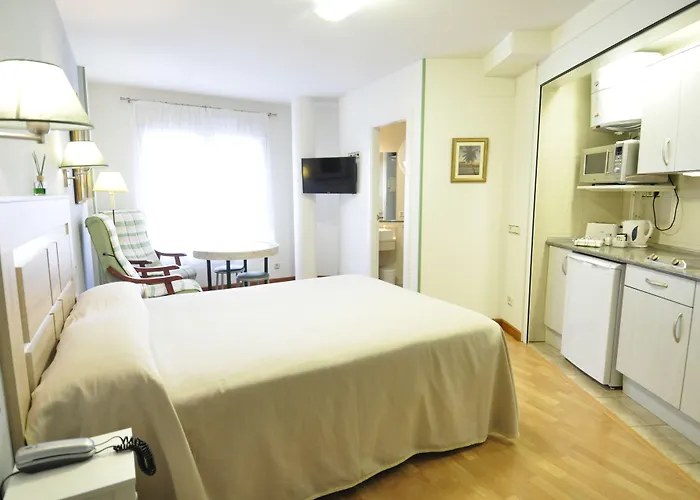 Hotel Apartamentos Aralso Segovia