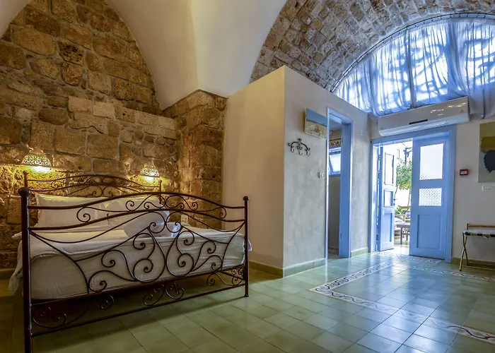 Arabesque Arts & Residency Bed & Breakfast Acre