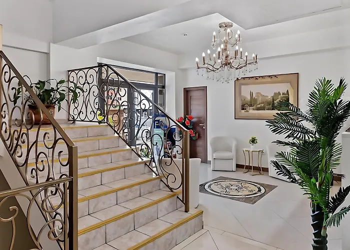 Lina Hotel Bükreş