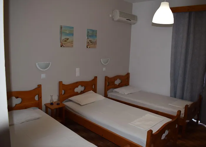 Aratos Hotel Parikia 