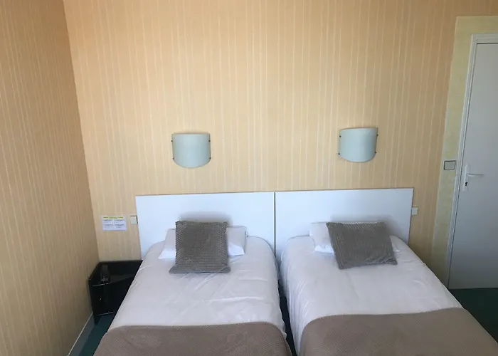 Hotel Le Phare Ouistreham