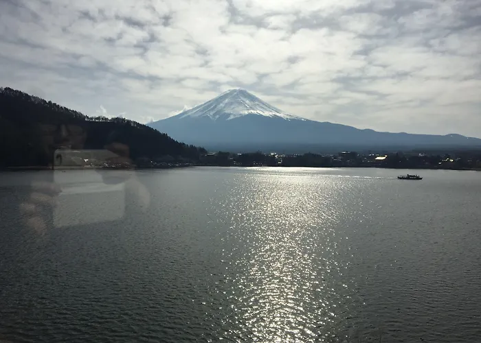 Tominoko Hotel Fujikawaguchiko