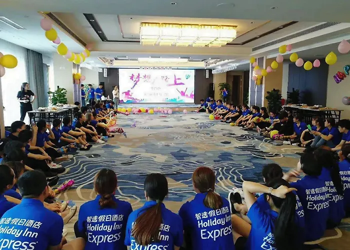 Holiday Inn Express Chengdu Tianhe By Ihg