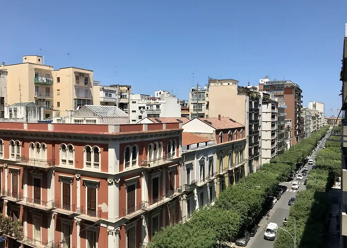 Room 110 Bari -Guesthouse-