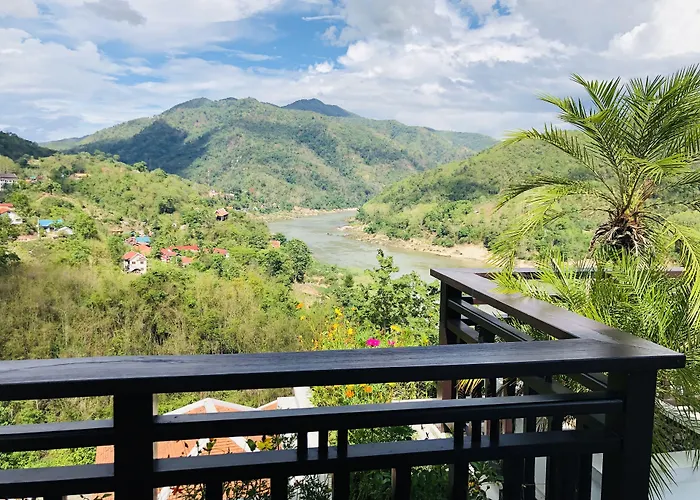 Le Grand Pakbeng Hotel