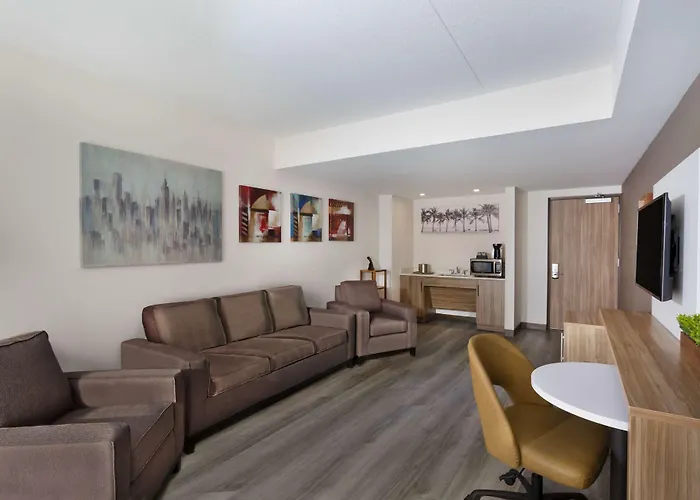Wyndham Garden Ft Lauderdale Airport & Cruise Port Hotel Dania Beach