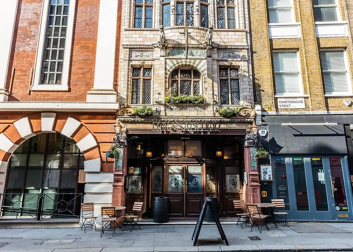 Hotel Fox And Anchor London