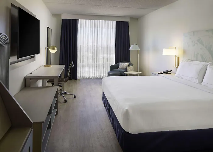 Hotel Dello Ft Lauderdale Airport, Tapestry Collection By Hilton Dania Beach