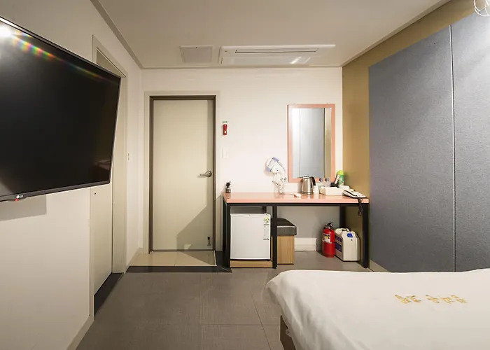Champion Hotel Jeju