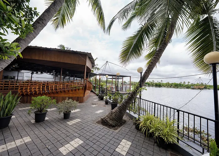 Nihara Resort And Spa Kochi