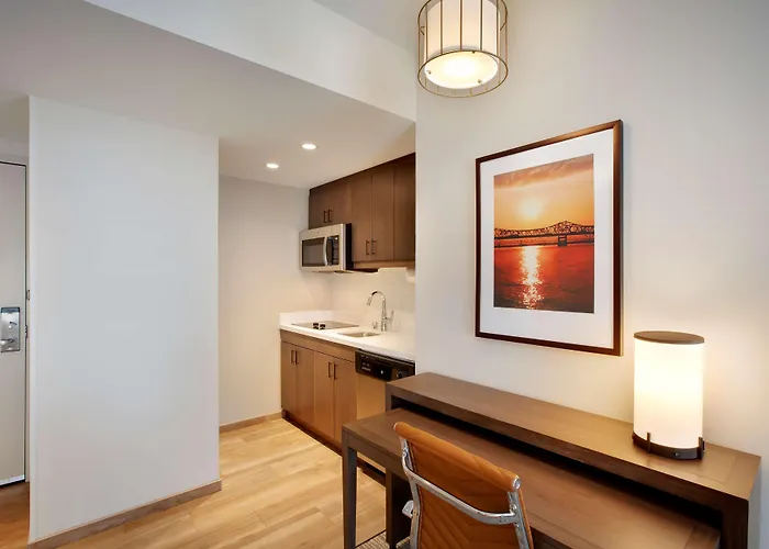 Homewood Suites By Hilton Louisville Downtown