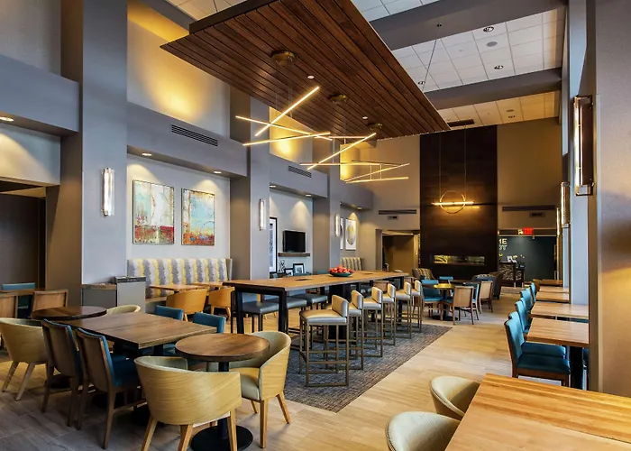 Hampton Inn & Suites/Foxborough/Mansfield
