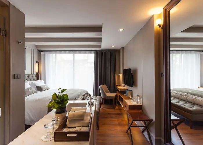 Marine Beach Hotel Pattaya - Sha Plus Jomtien Beach