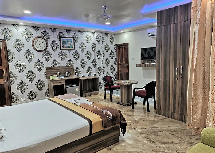 Hotel Gkm Grand Port Blair