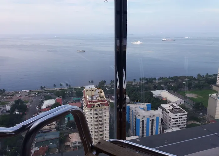 Malate Bayview Mansion City View Manila