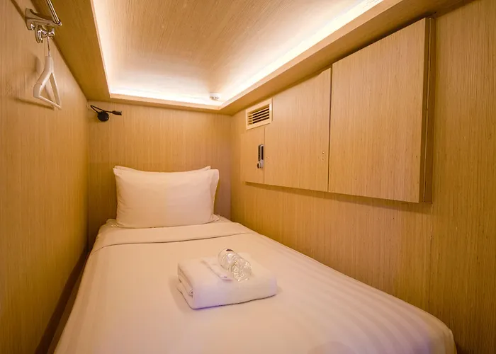 Cube Boutique Capsule Hotel At Kampong Glam Singapura