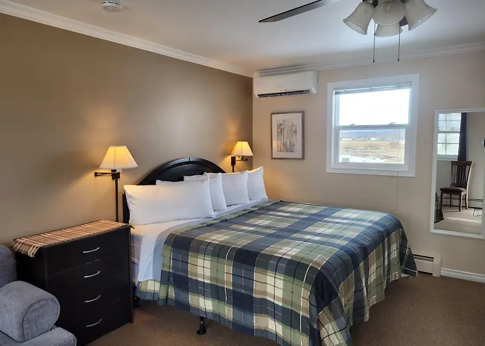 Carleton Inn & Cottages Bridgetown