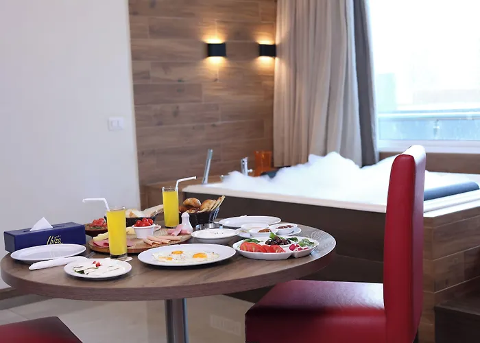 Ibiza Hotel Joünié