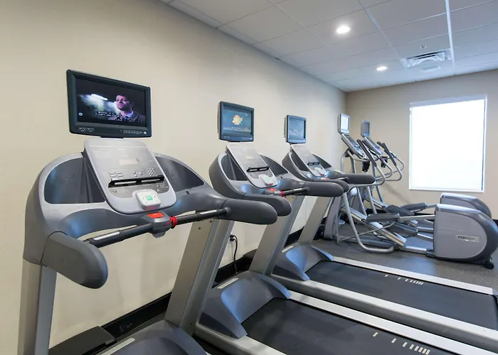 Hampton Inn & Suites Stroud