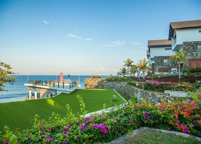 Rajavilla Lombok Resort - Seaside Serenity Senggigi