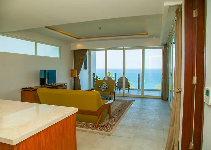 Rajavilla Lombok Resort - Seaside Serenity Senggigi
