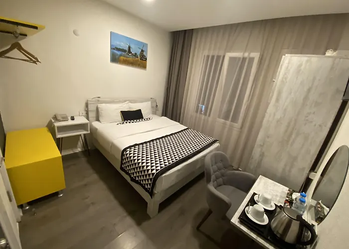 Piano Hotel İzmir