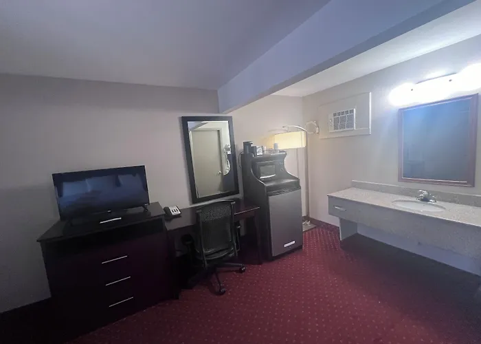Rodeway Inn & Suites Hershey Chocolate Avenue