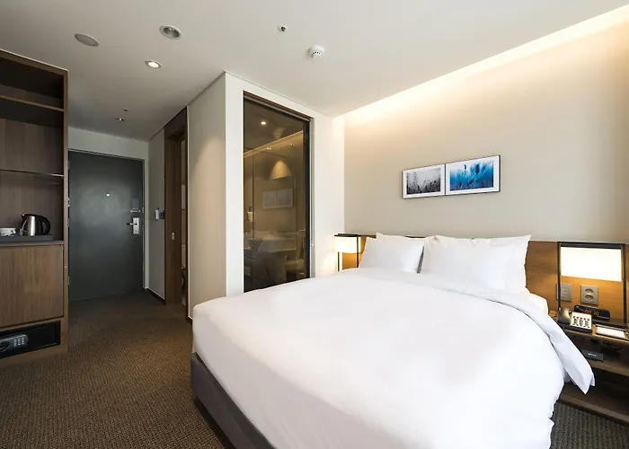 Ramada Encore By Wyndham Busan Haeundae