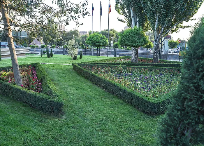 Messier 53 Hotel Yerevan