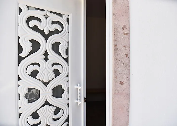 Zeytin Arasi Apart Otel Ayvalik