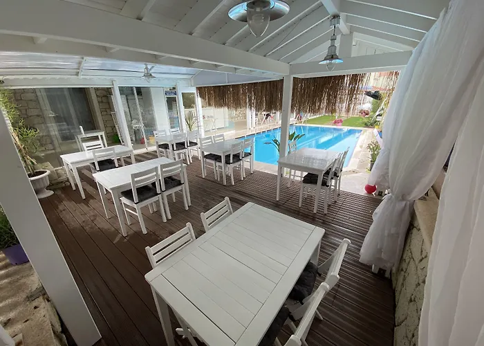 Alacati Eldoris Hotel