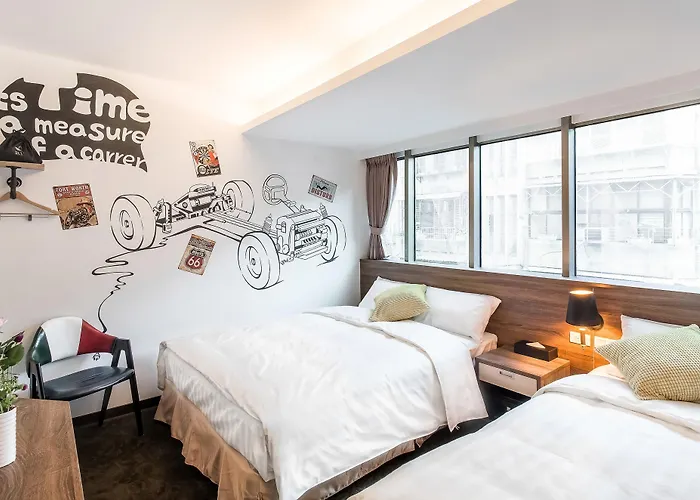 Rich & Free Hotel - Zhongshan Taipei