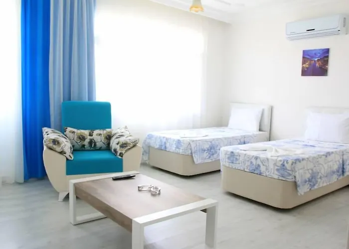 Mavi Butik Apart Çeşme