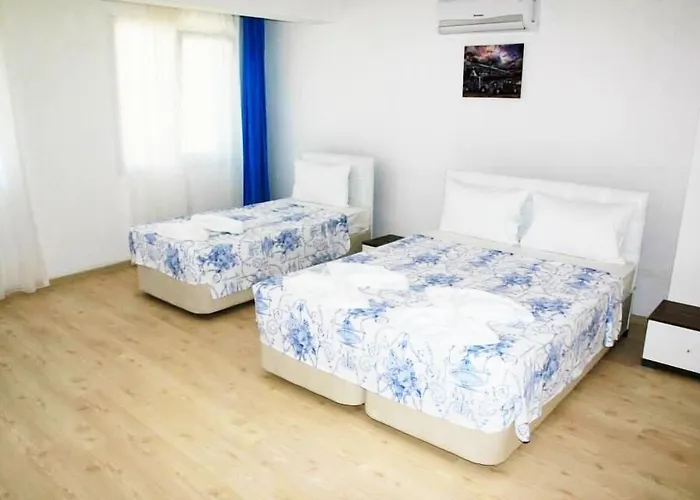 Mavi Butik Apart Çeşme