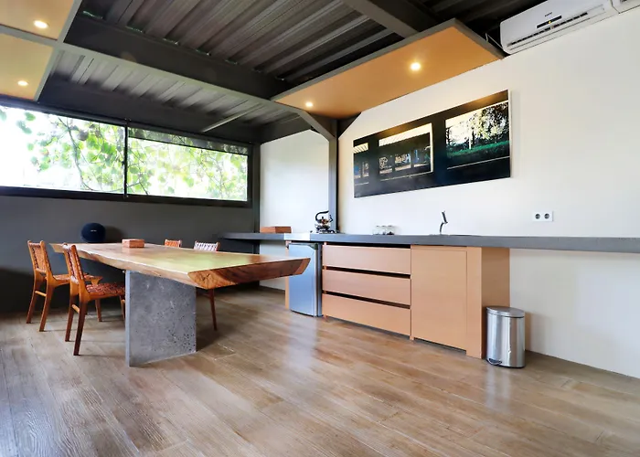 Clio Apartment Seminyak 