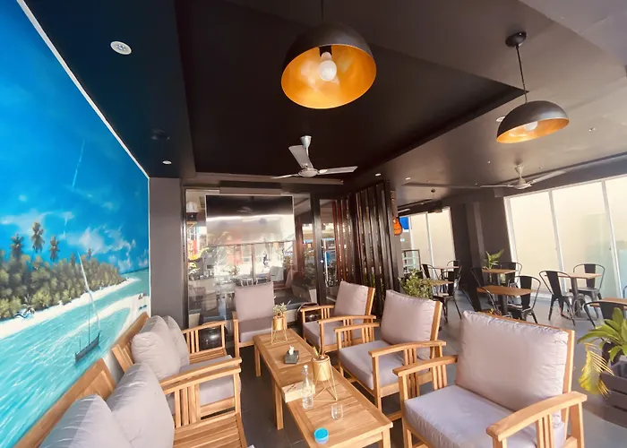 Turquoise Residence By Ui Hulhumale