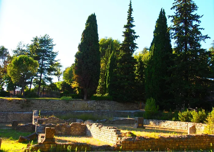 Hostellerie Le Beffroi Vaison-la-Romaine