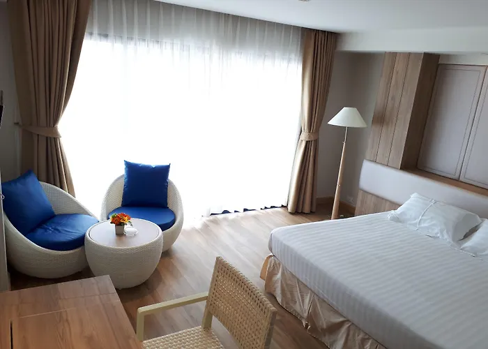 Hiran Residence Patong