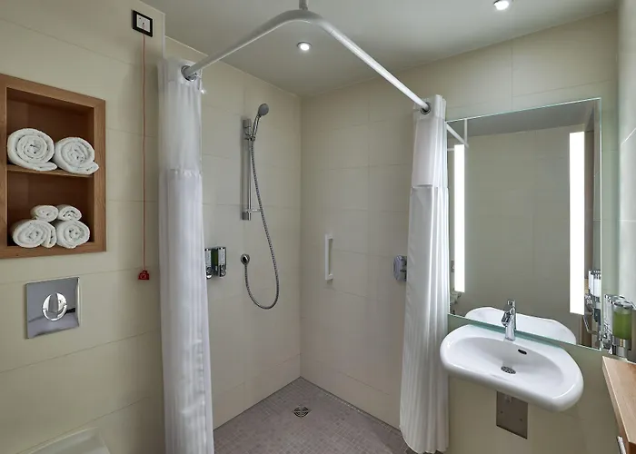 Hotel Hampton By Hilton Freiburg
