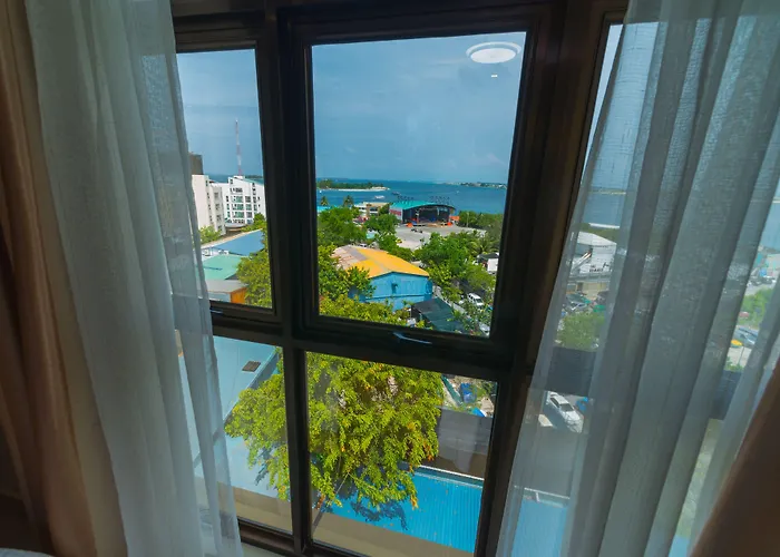 Unima Grand Hotel Male